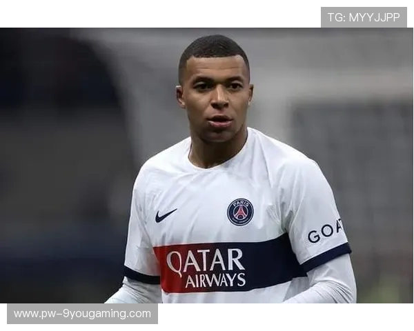 姆巴佩内切后突然抽射,全场紧张:天才射手的绝妙瞬间